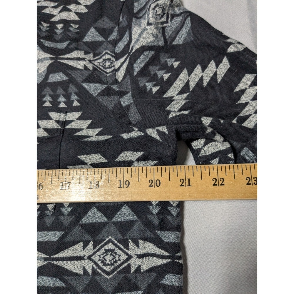 AMERICAN EAGLE CLASSIC FIT Men Medium Black Aztec Southwestern Flannel Shirt - Picture 10 of 16